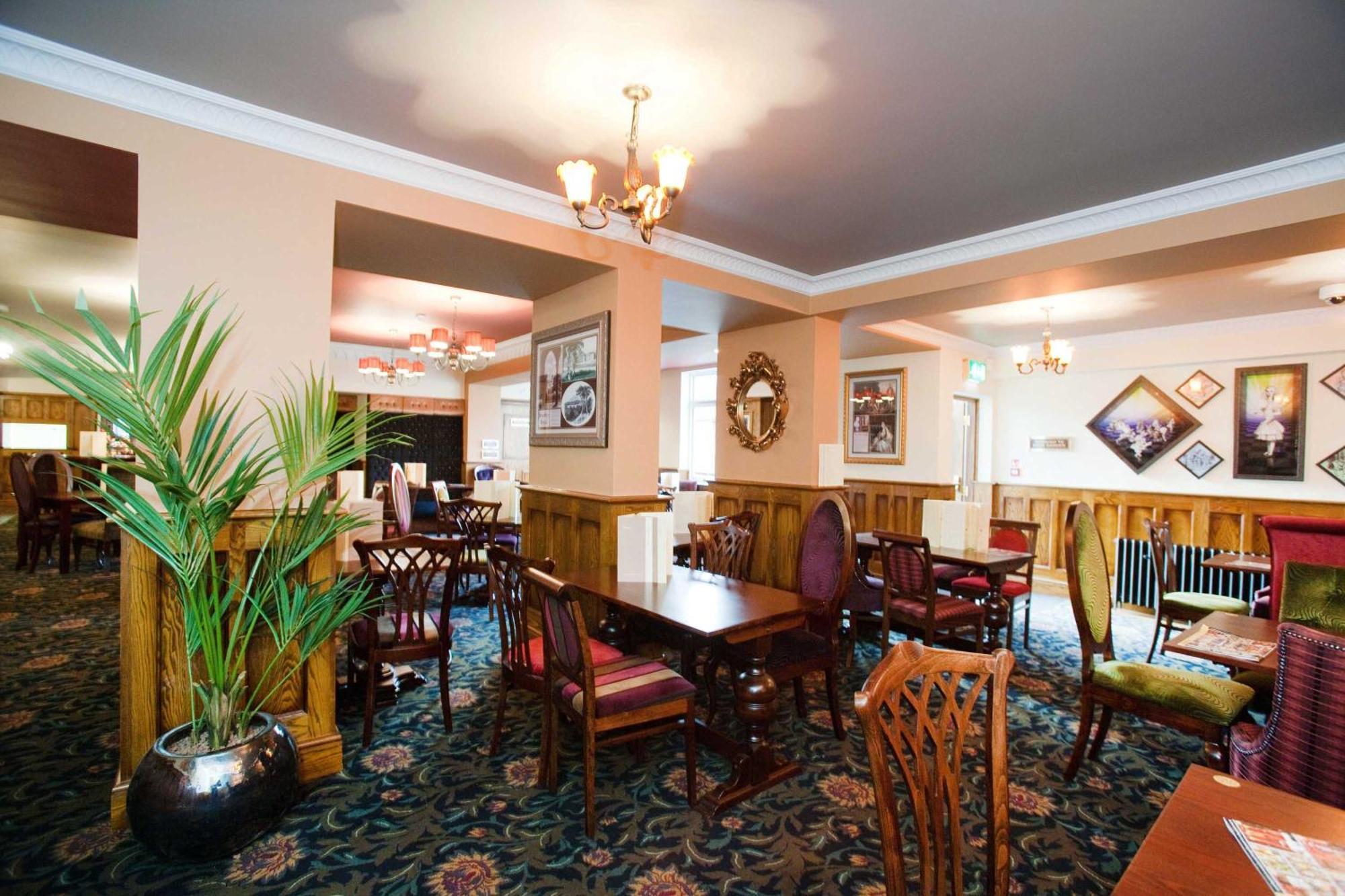 The Unicorn Hotel Wetherspoon Ripon Exteriér fotografie