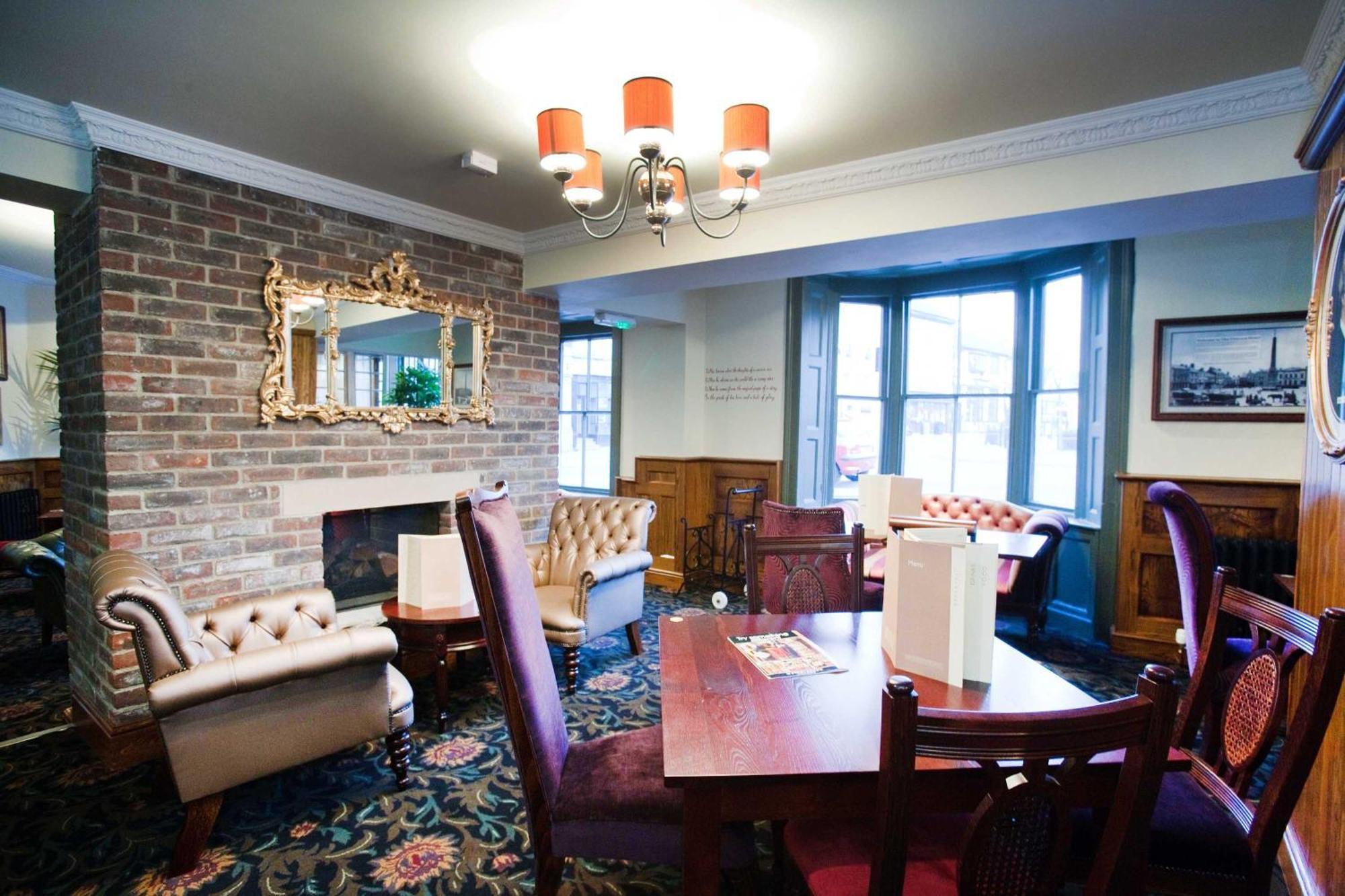 The Unicorn Hotel Wetherspoon Ripon Exteriér fotografie