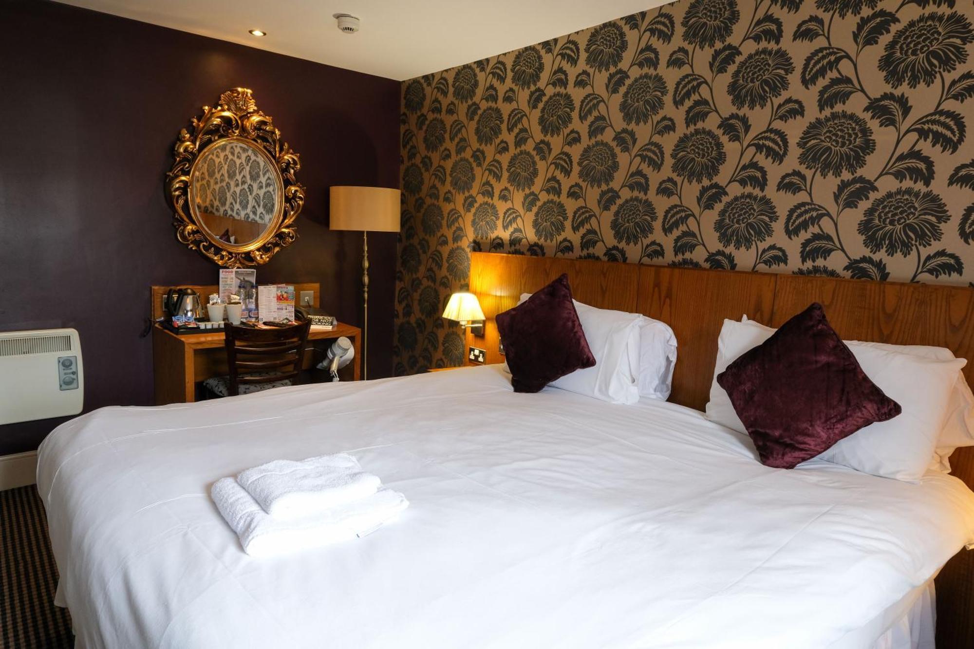 The Unicorn Hotel Wetherspoon Ripon Exteriér fotografie