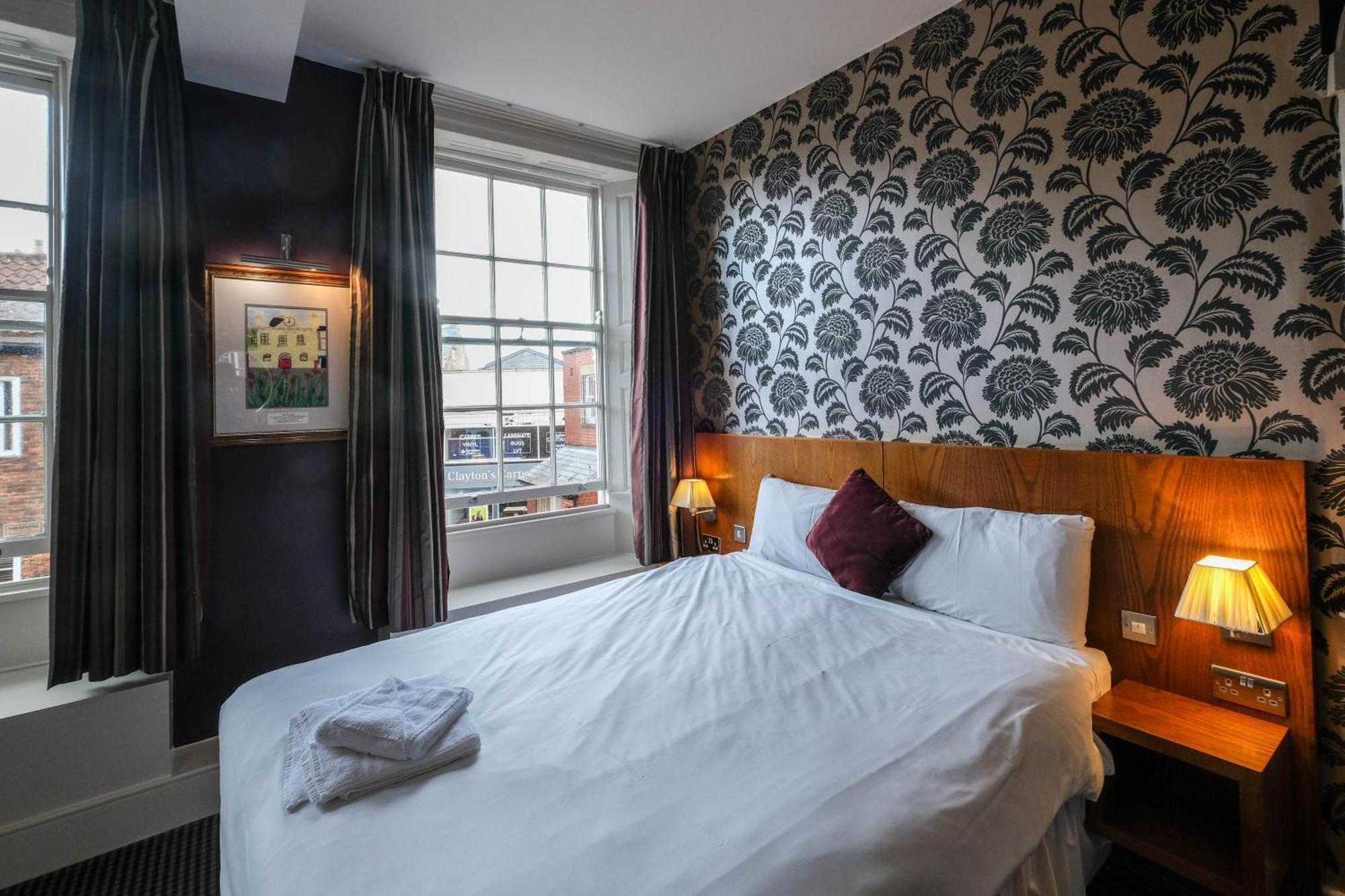 The Unicorn Hotel Wetherspoon Ripon Exteriér fotografie