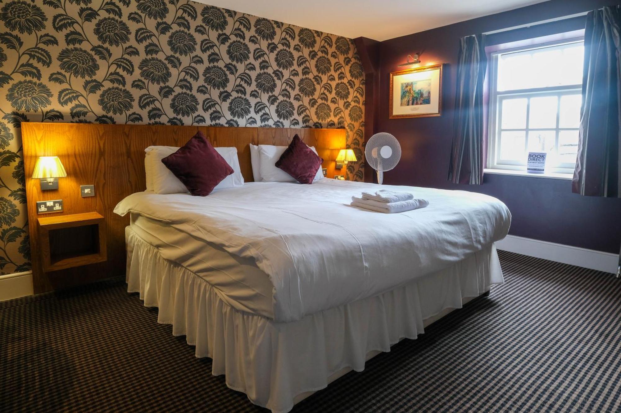 The Unicorn Hotel Wetherspoon Ripon Exteriér fotografie