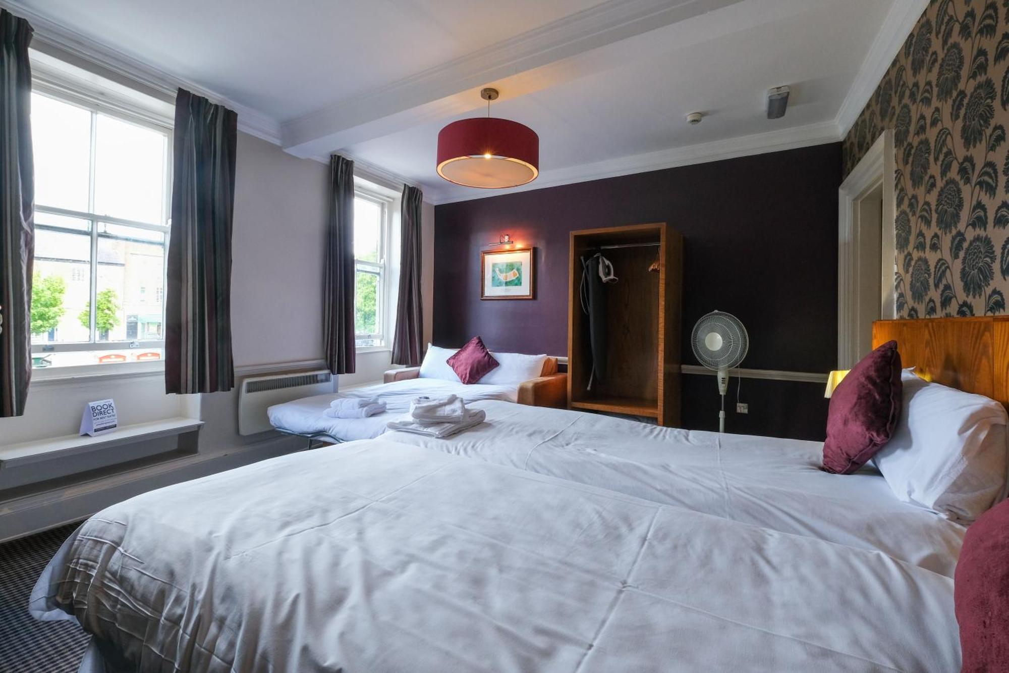The Unicorn Hotel Wetherspoon Ripon Exteriér fotografie