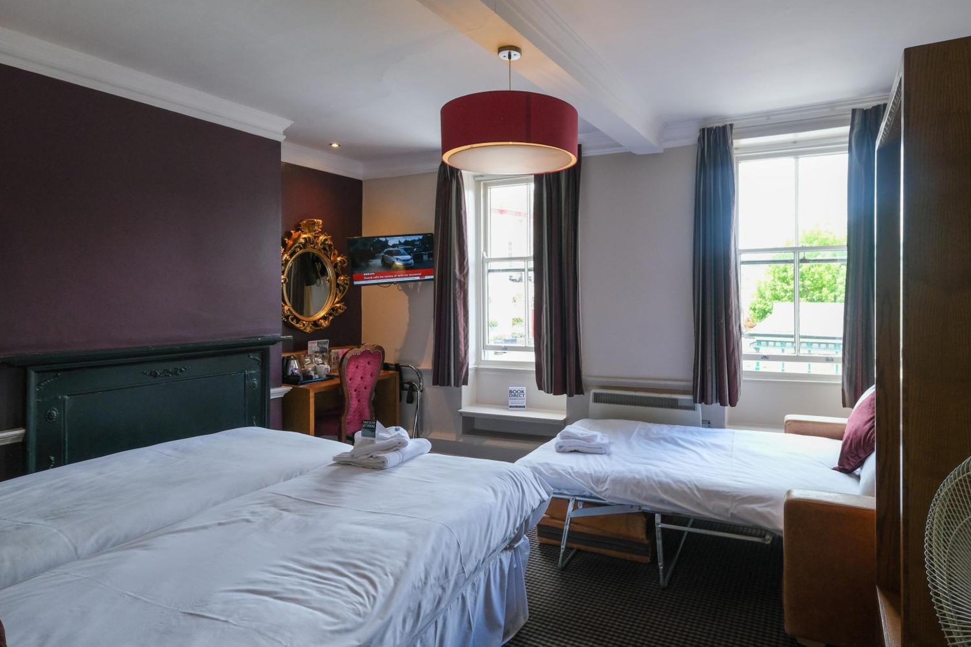 The Unicorn Hotel Wetherspoon Ripon Exteriér fotografie